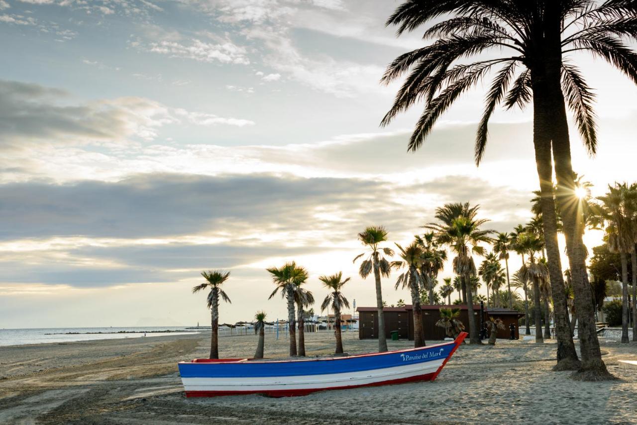 Loving Estepona Lägenhet Exteriör bild